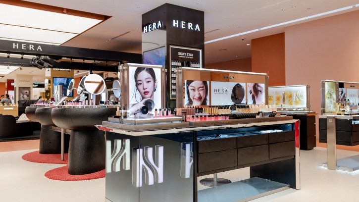 Hera is accelerating its expansion in Thailand through online and offline channels. [Hera]