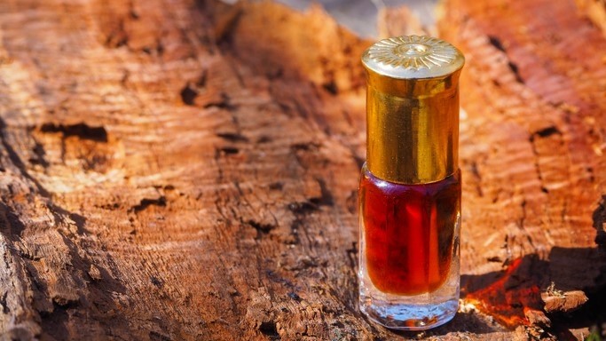 Indian Sandalwood Oil Is a Potent Antioxidant